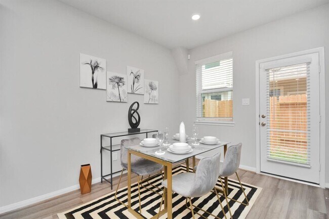 Foto del edificio - 1524 Parkland Oak Dr