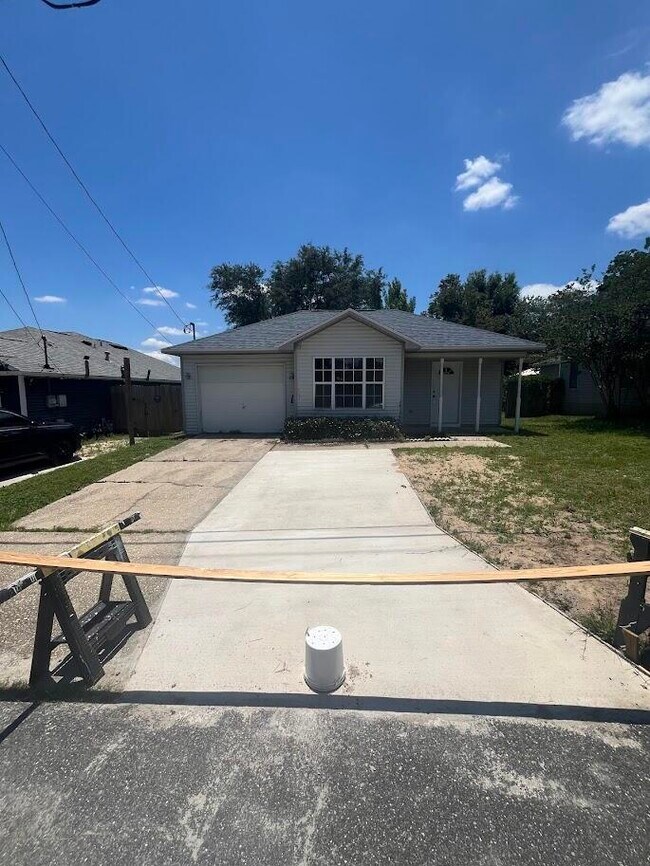 Foto del edificio - 440 Apple Dr