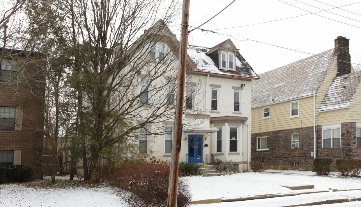Building Photo - 512 Franklin Ave