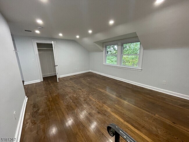Foto del edificio - 129 Chestnut St