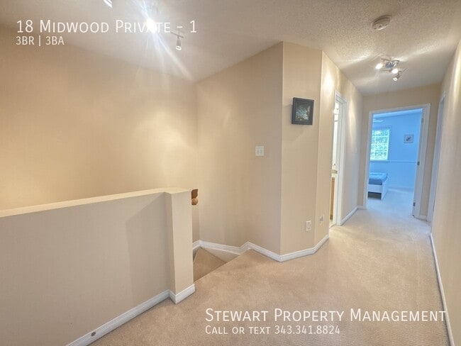 Building Photo - 18 Midwood Private