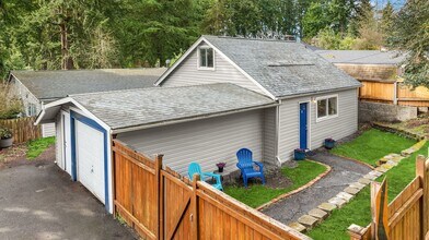 Building Photo - 19046 10th Ave NE