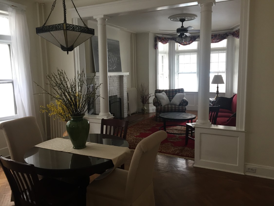 Sala de estar - 55 Hudson Pl