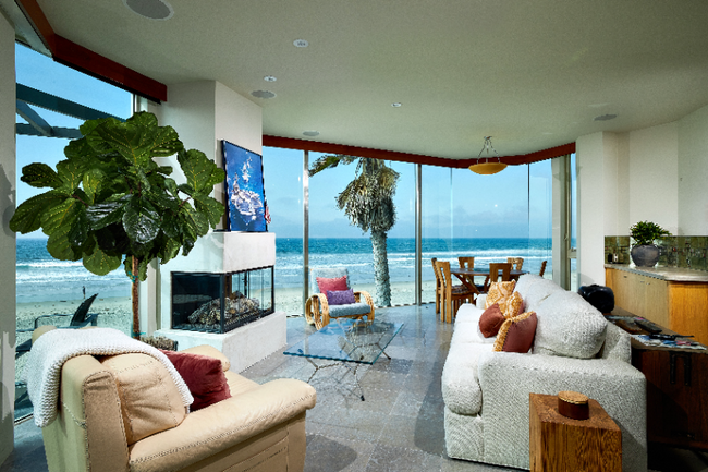 Foto del edificio - 3377 Ocean Front Walk