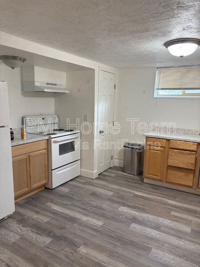 Foto del edificio - 732 Campbell Heights