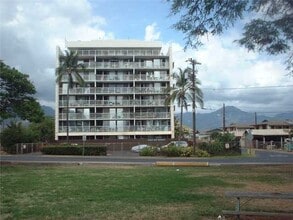 Building Photo - 85-3 Pokai Bay St