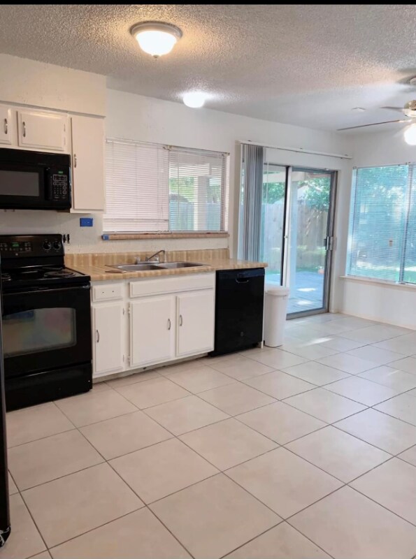 Foto del edificio - 7718 Del Glen Ln