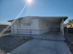 Primary Photo - Large 2 Bedroom Mobile Home In Bullhead City