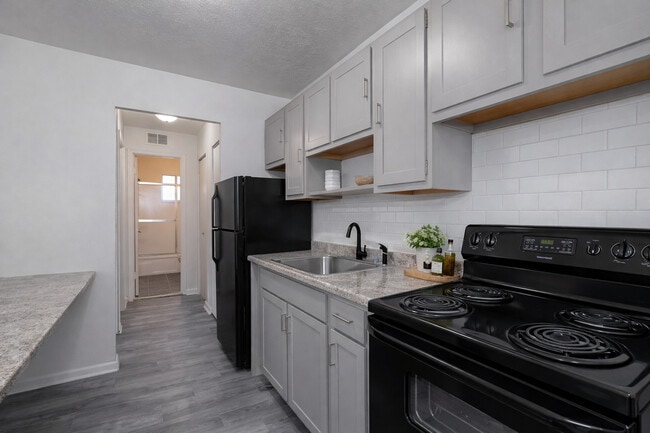 Building Photo - Water's Edge Apartments