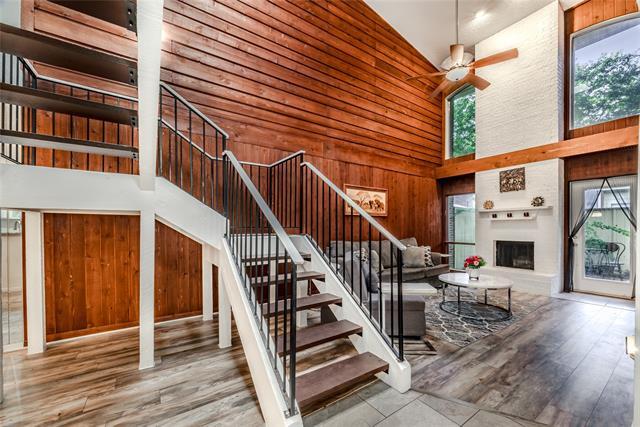 Building Photo - 1902 Shorewood Dr