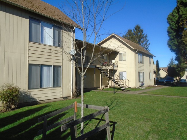 Foto del edificio - Countryside Apartments