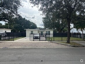 Building Photo - 1230 NW 125th St