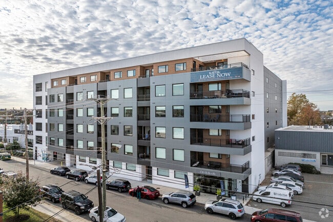 Building Photo - 1510 Belleville