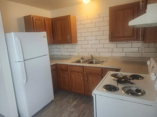 Foto del edificio - 5830 N 87th St