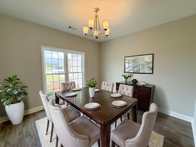 Building Photo - 116 Station Drive