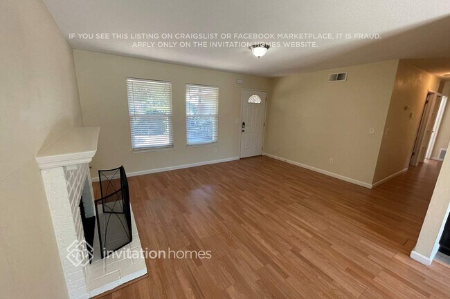 Building Photo - 165 N Catamaran Cir