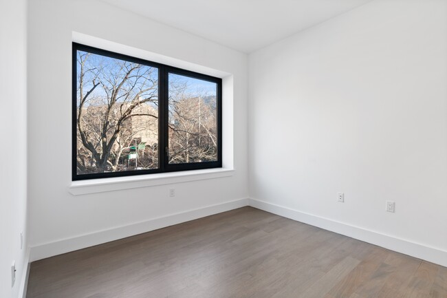 Building Photo - Manhattanville One Bedroom