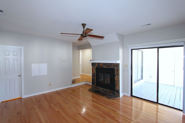 Building Photo - 7405 Leesville Rd