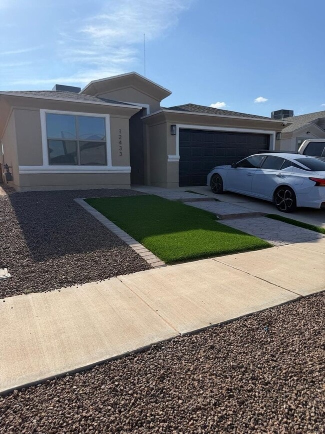 Building Photo - 12433 Polo Norte Dr