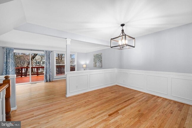 Building Photo - 43861 Laburnum Square