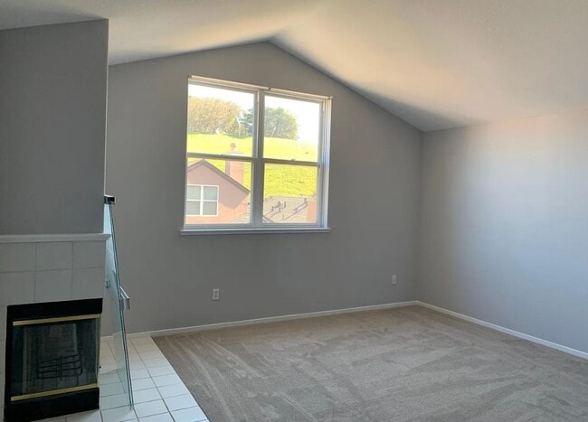 Foto del edificio - Beautiful 3 Bedroom Condo in Gated Communi...