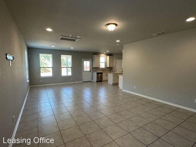 Foto del edificio - 4 br, 3 bath House - 1104 Kimblewick Drive