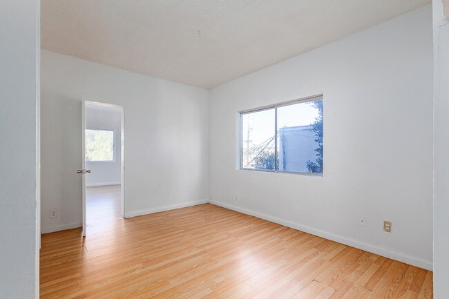 Foto del edificio - 242 S Francis St