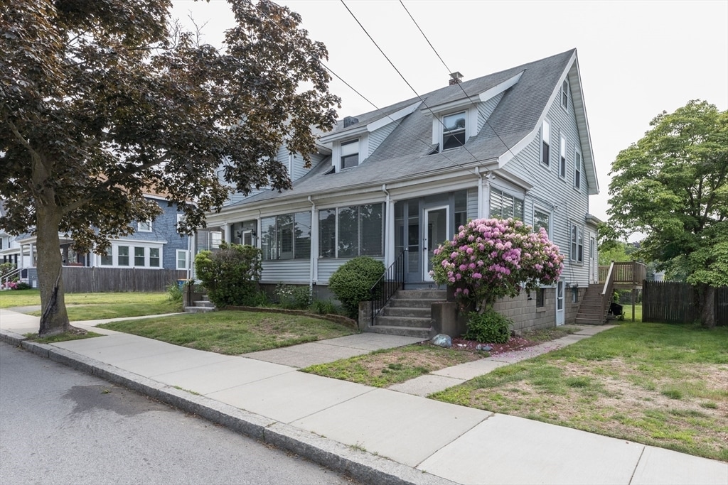 Primary Photo - 88 Sargent St