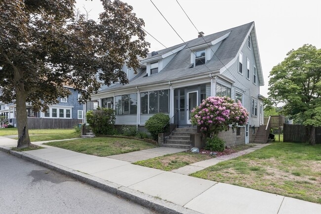 Building Photo - 88 Sargent St