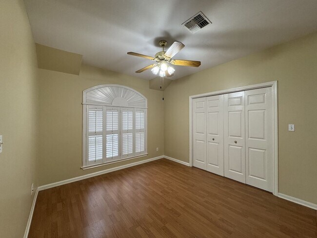 Foto del edificio - Eagle Creek Subdivision