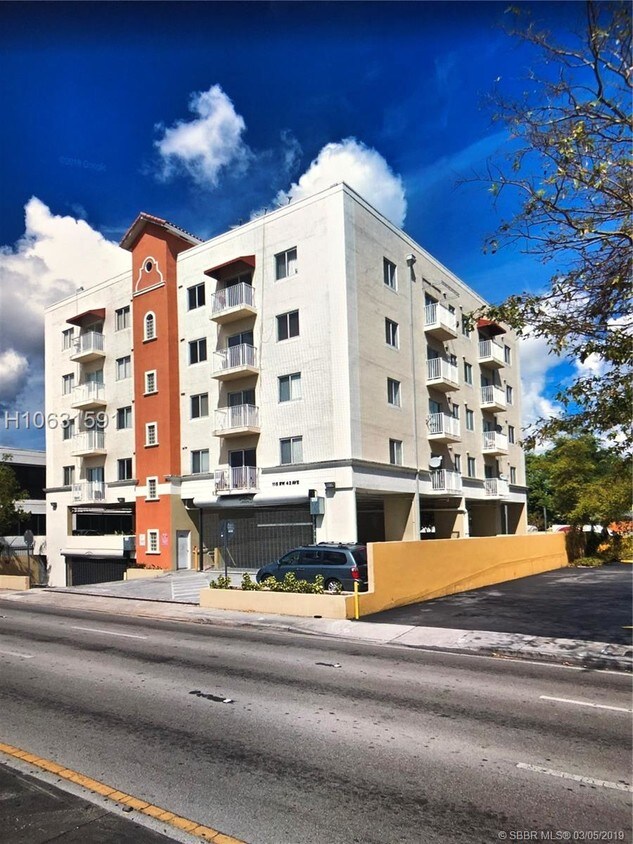 115 SW 42nd Ave Unit 404, Coral Gables, FL 33134 Condo for Rent in