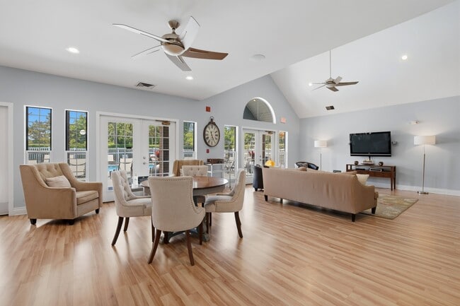 Building Photo - Forest Pointe Apartments