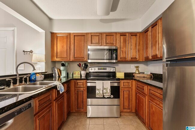 Foto del edificio - 120 15th St E