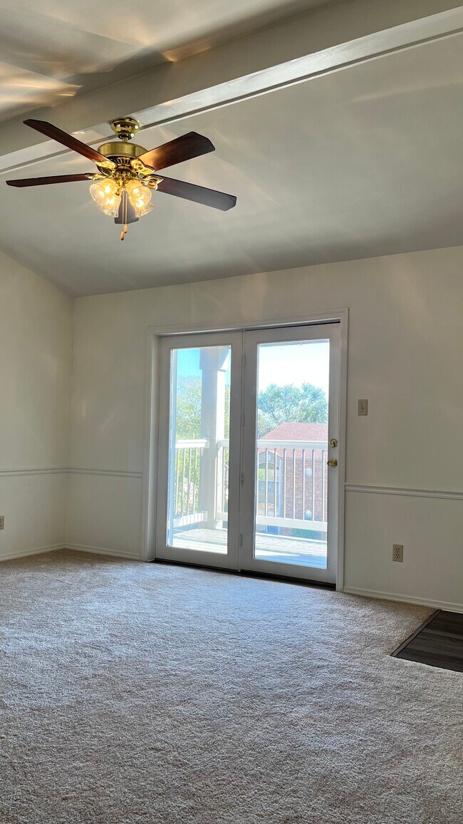 643 Green Jade Dr Unit 1, Fenton, MO 63026 Condo for Rent in Fenton