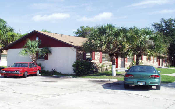 Building Photo - Fairlane Avenue Apartments