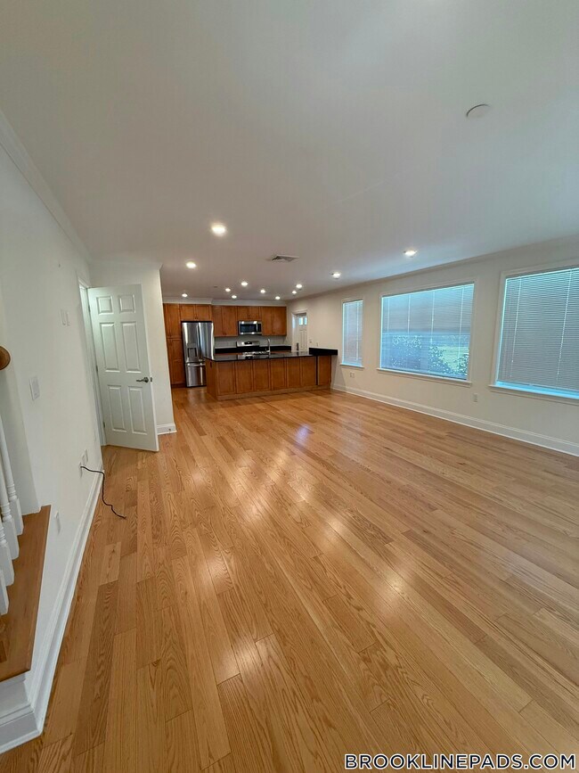 Foto del edificio - 104 Ellery Ct