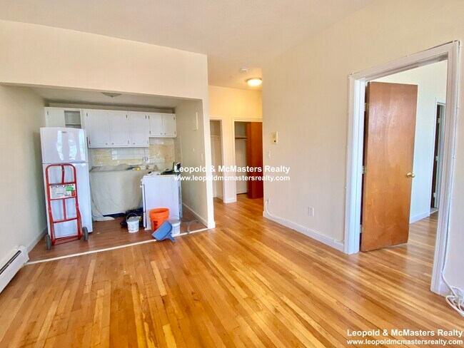 Foto del edificio - 1152 Commonwealth Ave