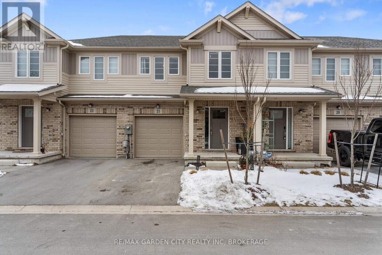 Photo principale - 7945-7945 Oldfield Rd