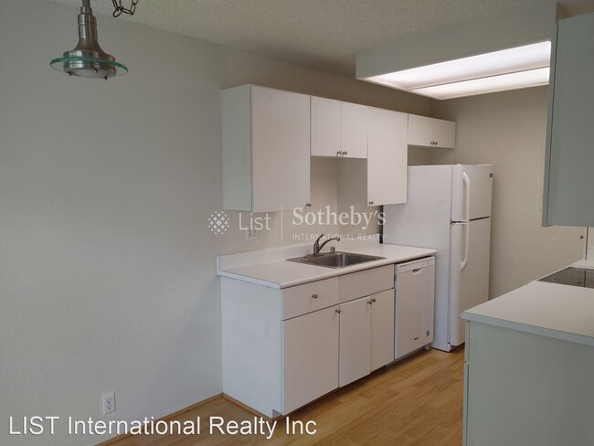 Building Photo - 2 br, 1 bath House - 46-1069 Emepela Way #3R