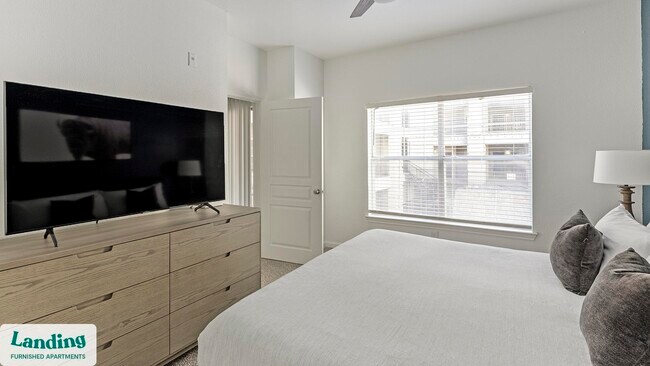 Foto del edificio - 1000 Henderson St