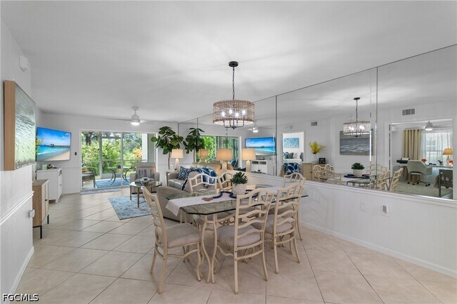 Building Photo - 15525 Cedarwood Ln