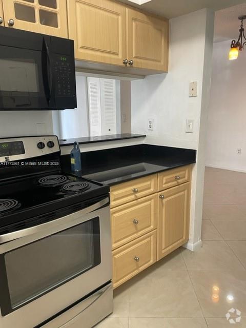 Building Photo - 2091 NW 96th Terrace