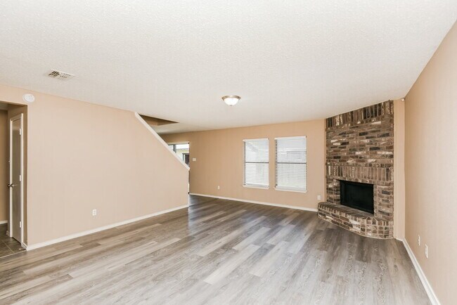 Foto del edificio - 3505 Chapel Pointe Trail