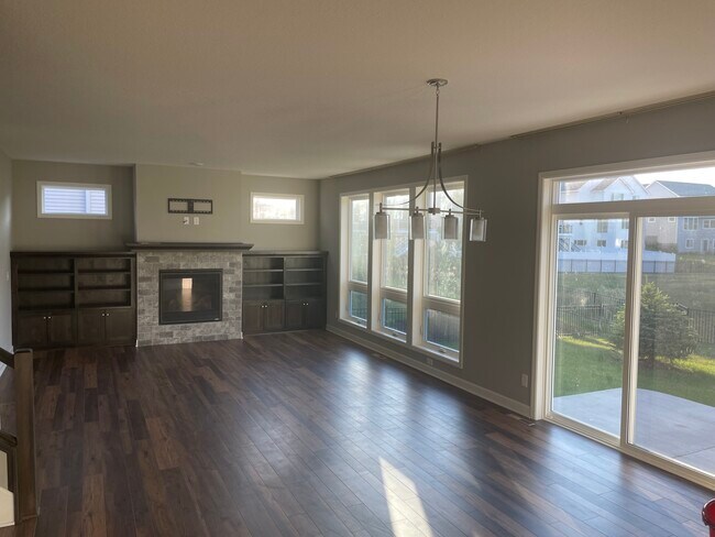 Building Photo - 5184 Suntide Pass