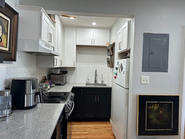 Building Photo - 3 Arizona Terrace