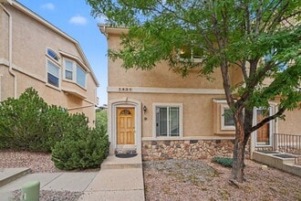 Building Photo - 1431 Madison Ridge Heights