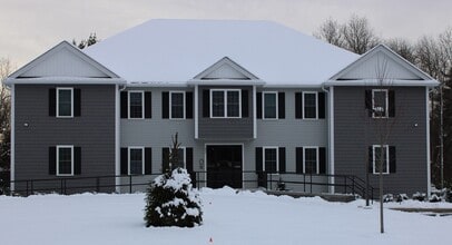 Building Photo - 202 Central St