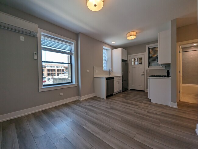 Foto del edificio - 3943 N Janssen Ave