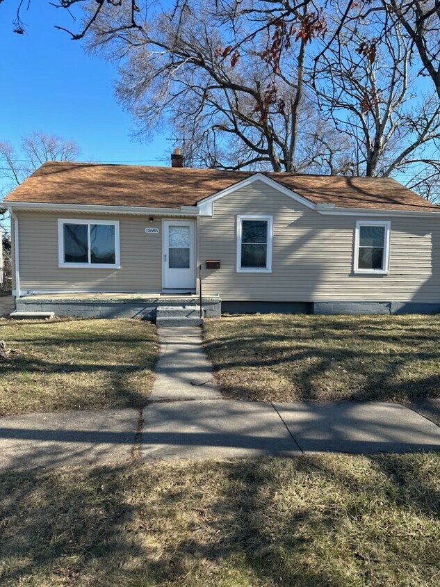 Primary Photo - 12685 Fordline St