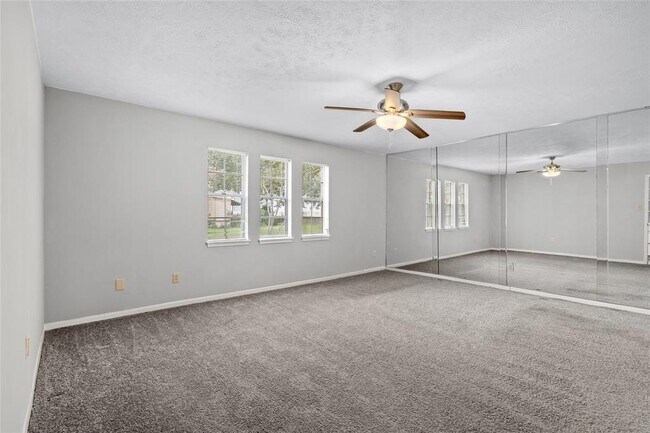 Foto del edificio - 53 River Creek Way